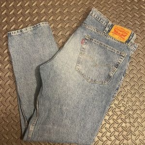 Levi 502 jeans